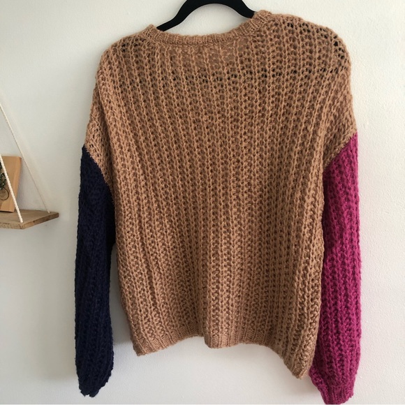NWT Colorblock Knit Oversized sweater - Picture 6 of 6
